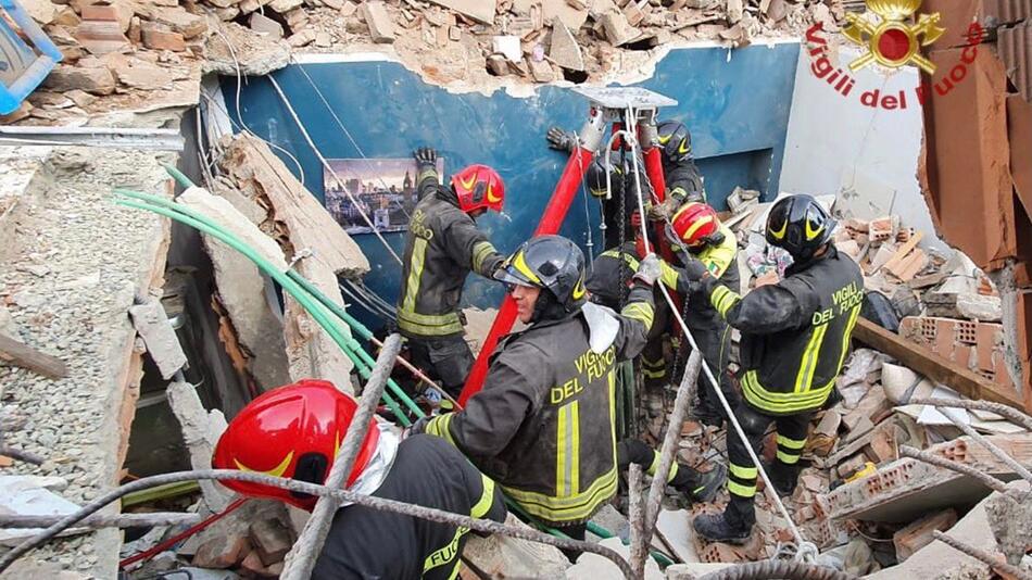 Haus bei Turin eingestürzt - ein Junge tot