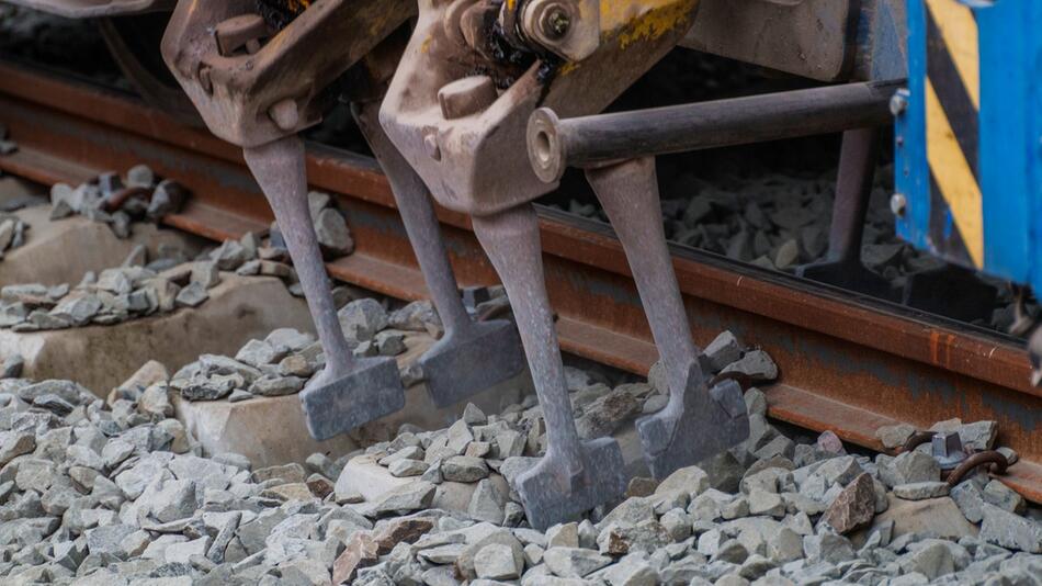 Zwischenbilanz zur Generalsanierung der Riedbahn