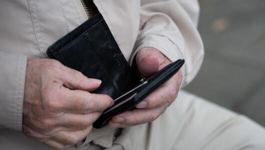 Jeder Vierte nach 45 Jahren unter 1.300 Euro Rente
