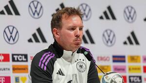 Nagelsmann mit Schnauzer