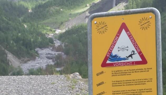 Bröckelige Alpen-Gipfel? Schweizer Gemeinde setzt auf Frühwarnsystem