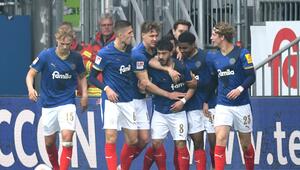 Holstein Kiel - 1.FC Kaiserslautern