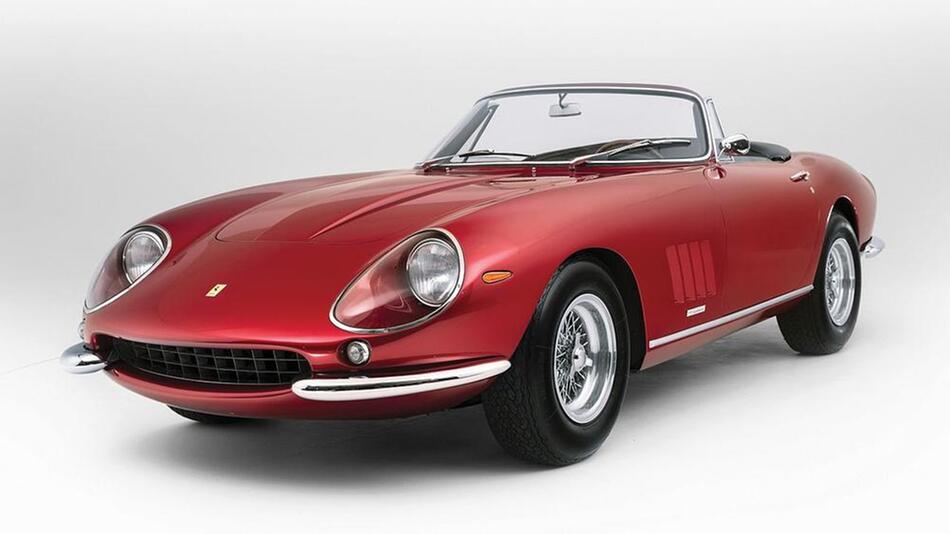 Ferrari 275 GTS 4 NART Spider