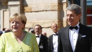 Angela Merkel und Prof. Dr. Joachim Sauer lieben Richard Wagner und die Bayreuther Festspiele ...