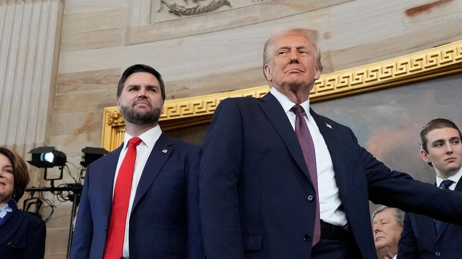 JD Vance (links) und Donald Trump bei der Amtseinführung in Washington D.C.