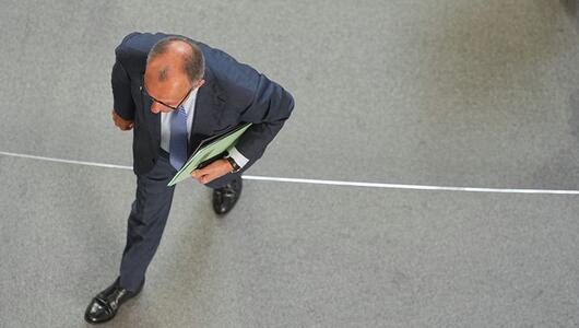 Bundestag mit Regierungserklärung von Bundeskanzler Merz