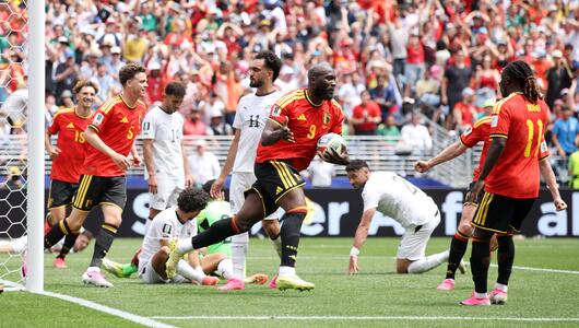 Romelu Lukaku trifft zum 1:1 gegen Ägypten.