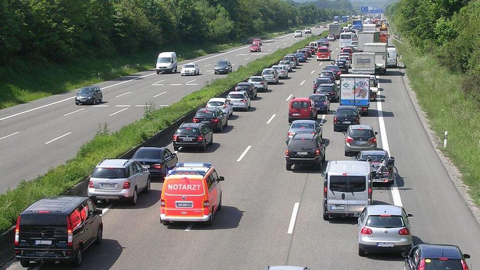 Rettungsgasse