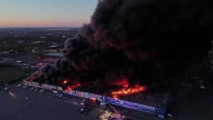 Warschau: Großbrand in Einkaufszentrum