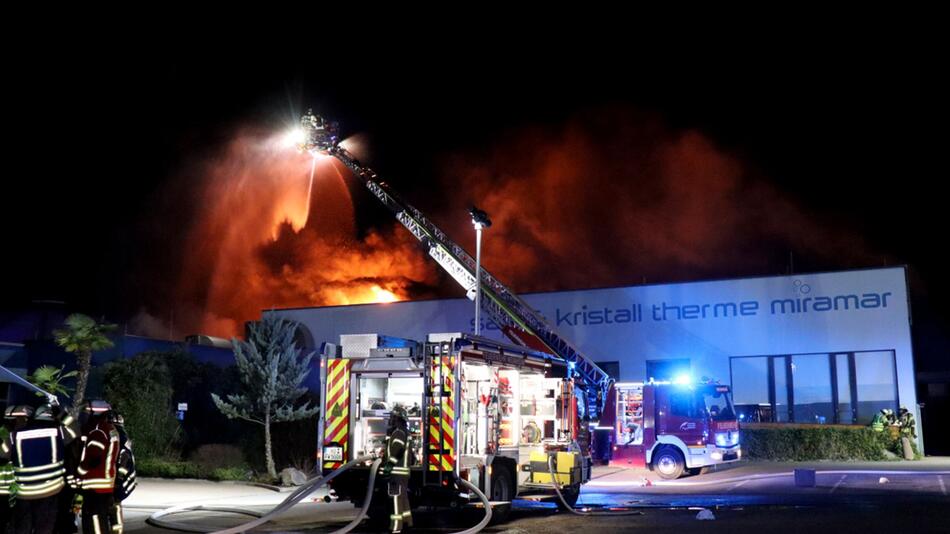 Millionenschaden nach Brand in Erlebnisbad