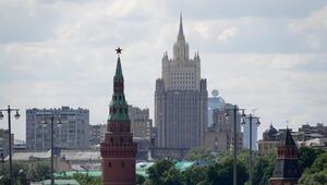 Moskau: Kremlturm und Außenministerium