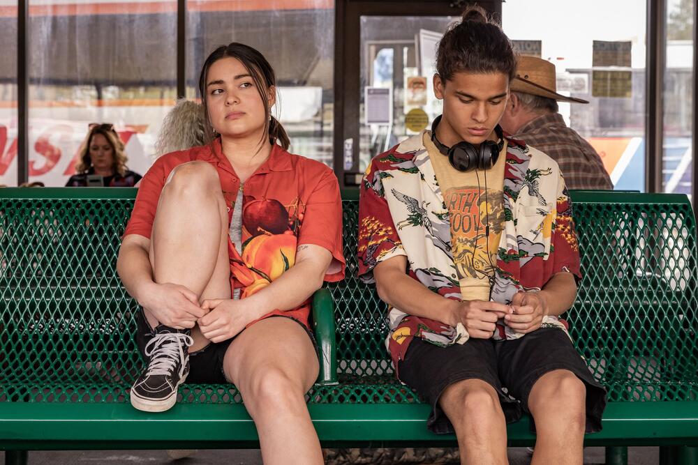 Reservation Dogs mit Devery Jacobs und D'Pharaoh Woo-A-Tai