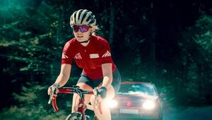 "Ohne jede Spur - Der Fall der Nathalie B.": Triathletin Nathalie (Luise von Finckh) will nach ...