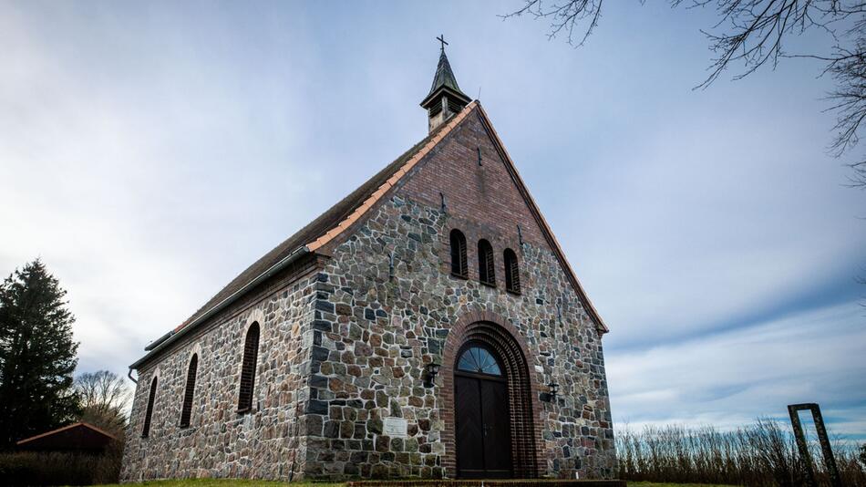 Kirchen in Mecklenburg-Vorpommern - Pogreß