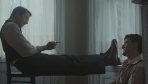 Lionel (Paul Mescal, re.) und Kommilitone David (Josh O'Connor) kommen sich durch ihre ...