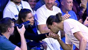 Alexander Zverev feiert seinen Meilenstein mit einem Handkuss für Sophia Thomalla.