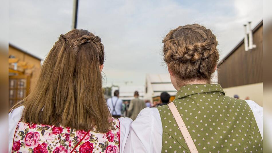 Auf dem Oktoberfest sind jedes Jahr die verschiedensten Flechtfrisuren zu sehen.