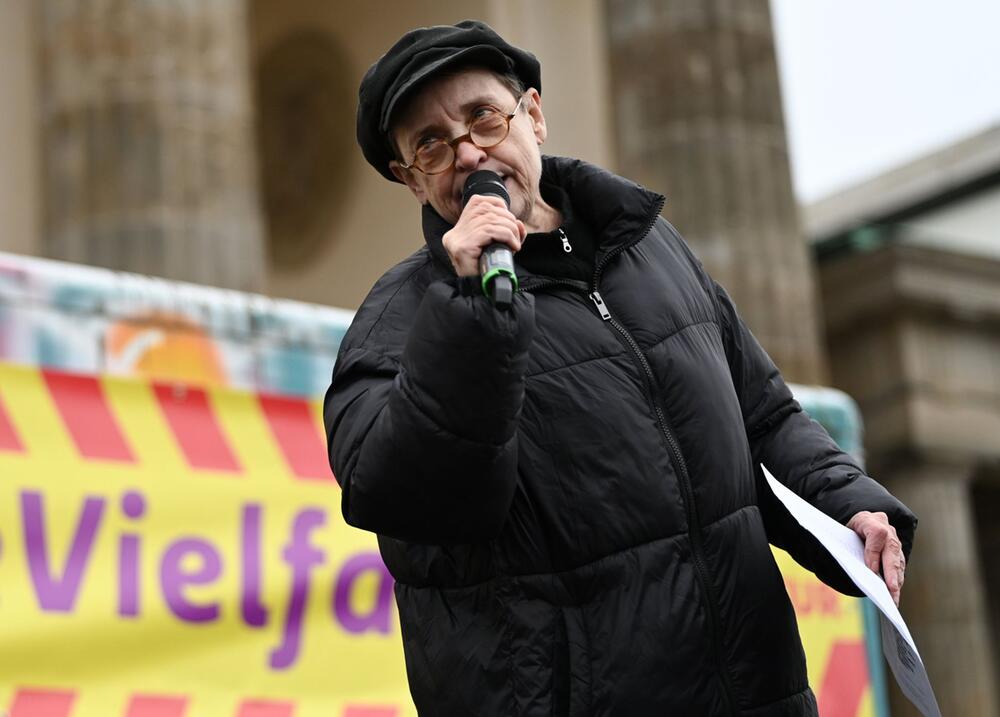 Demonstration gegen Kürzungen im Kulturbereich in Berlin