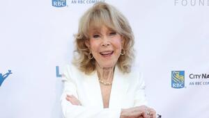 Hat von ihrem Zauber nichts verloren: Barbara Eden bei einem Event im Juni 2026.