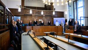 Palliativarzt wegen 15-fachen Mordverdachts vor Gericht