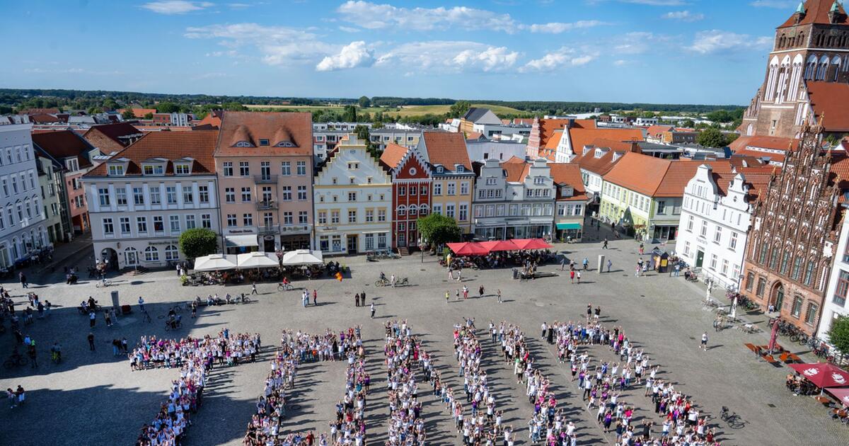 EM-News vom 8. Juli: Greifswald ehrt Toni Kroos