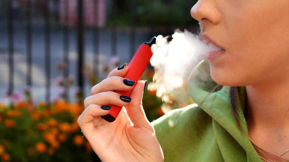 Rauchen, Vapes, E-Zigaretten, Kinder, Jugendliche, Gesundheit