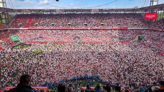 Platzsturm 1. FC Köln