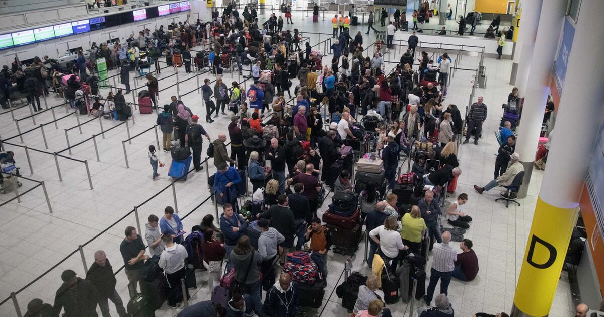 Drohnen-Störaktion Am Flughafen Gatwick: Mann Und Frau Festgenommen ...