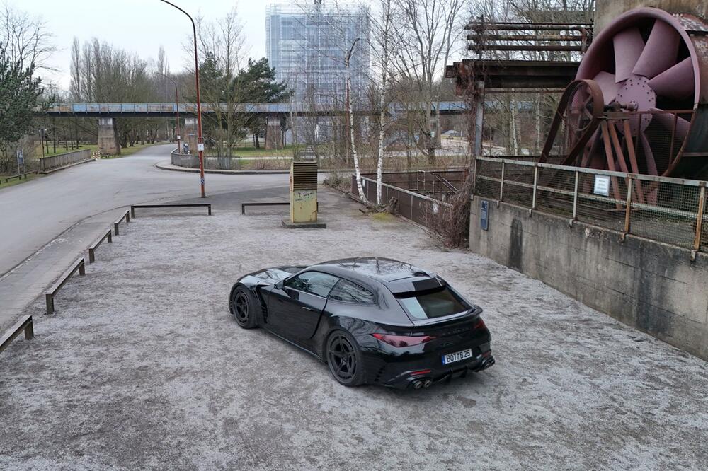 Drohnenaufnahme Brabus Rocket GTS