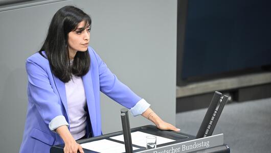 SPD-Politikerin Rasha Nasr bei einer Rede im Bundestag.