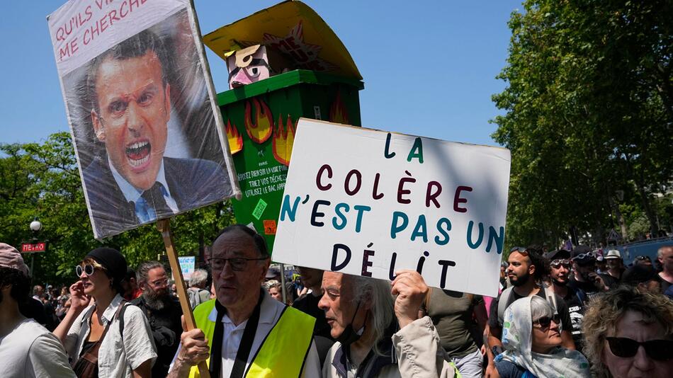 Umstrittene Rentenreform in Frankreich tritt in Kraft