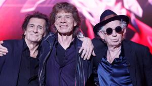 The Rolling Stones: Ronnie Wood (v.l.), Mick Jagger und Keith Richards denken auch im hohen ...