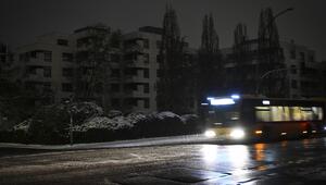 Im Südwesten Berlins ist die Stromversorgung nach wie vor nicht hergestellt.