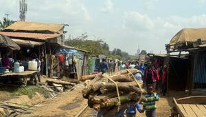 Slum Kibera - Straßenszene