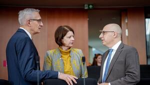 Öffentliche Anhörung der Präsidenten der Nachrichtendienste