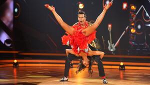 Spitzenleistung am Sonntag: Malika Dzumaev mit Joel Mattli als Elvis.