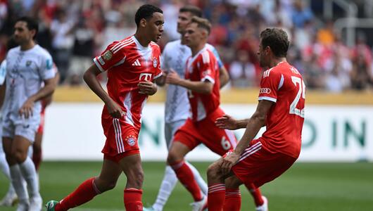 Bayern München - Auckland City