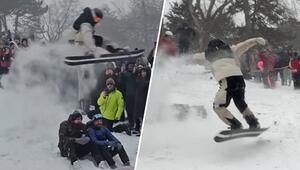 Shaun White springt über Comedians im verschneiten Central Park