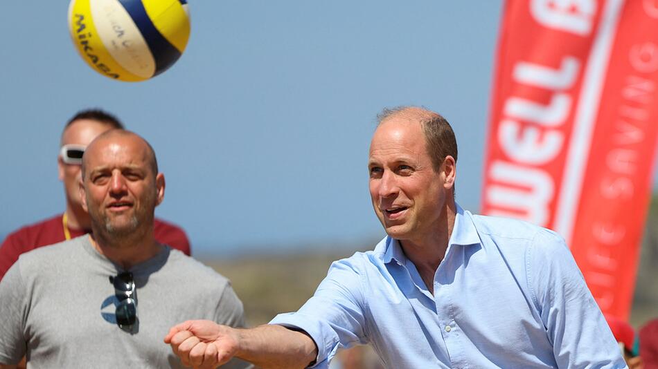 Herzliche Geste sorgt für Begeisterung: Prinz William bricht das royale Protokoll