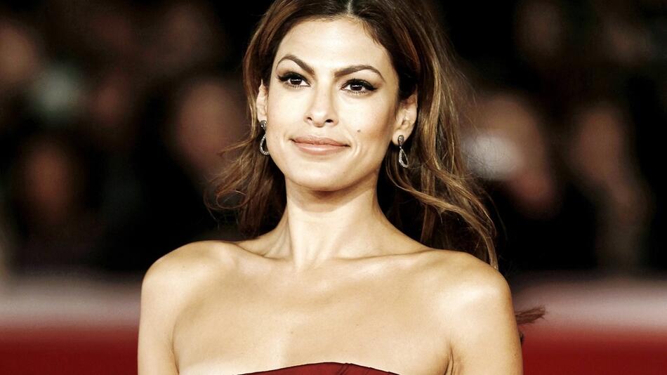 Eva Mendes gilt als einer der schönsten Frauen Hollywoods.