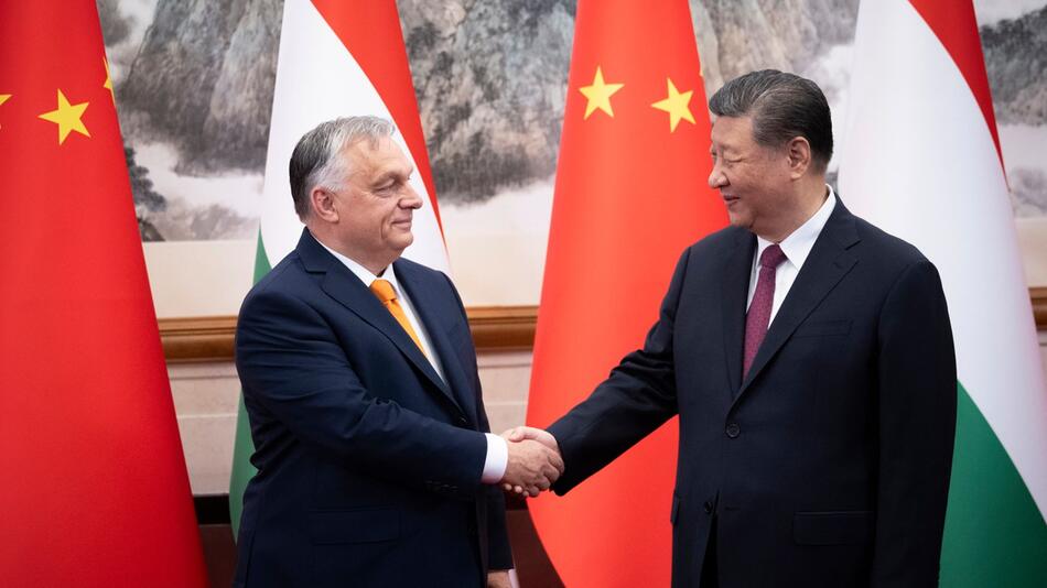 Ungarns Ministerpräsident Orban überraschend in China