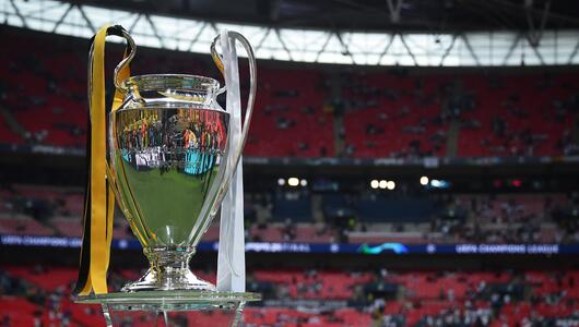 Champions-League-Pokal