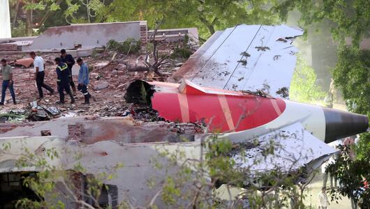 In der indischen Stadt Ahmedabad ist am 12. Juni 2025 ein Passagier-Flugzeug abgestürzt.