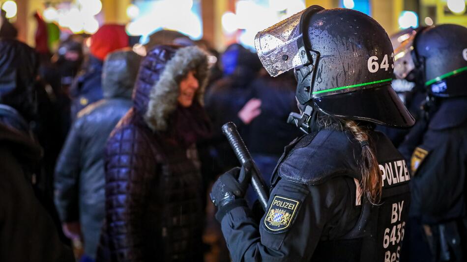 Polizeieinsatz Anti-Corona-Demonstrationen