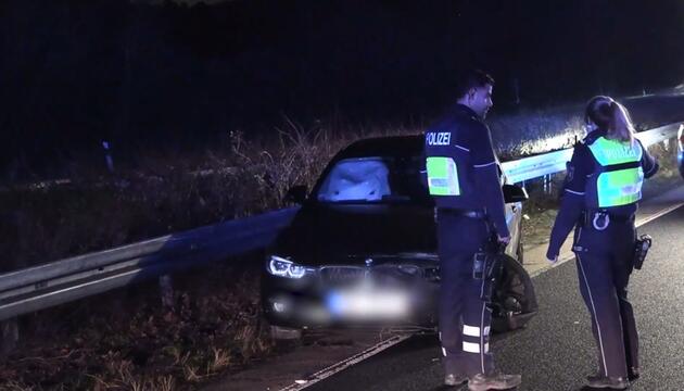 Glätte in ganz Deutschland: Autofahrer müssen aufpasen