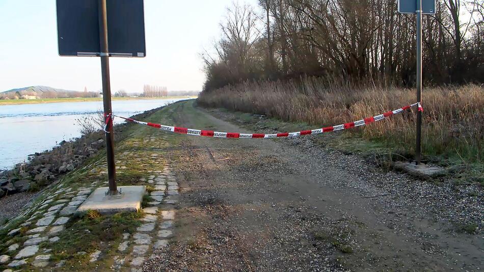 Fundort der Leiche einer 27-Jährigen am Rhein