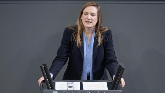 SPD-Politikerin Carmen Wegge im Bundestag
