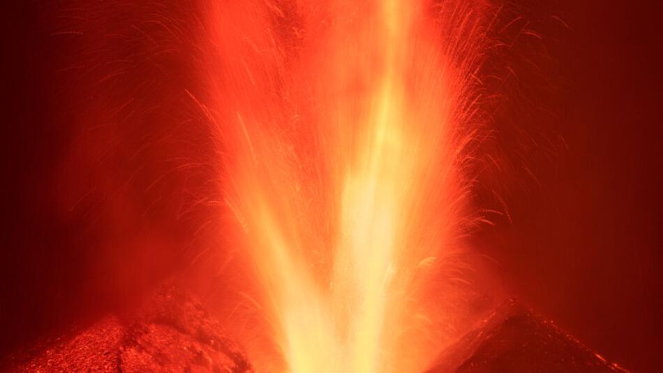 Vulkanausbruch auf Kanareninsel La Palma