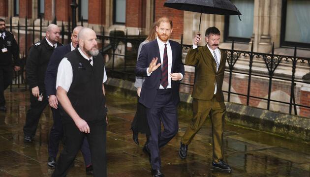 Neuer Prozess: Prominente gehen gegen Verlag der "Daily Mail" vor