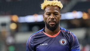 Fußballprofi berichtet von dramatischer Flucht aus dem Iran